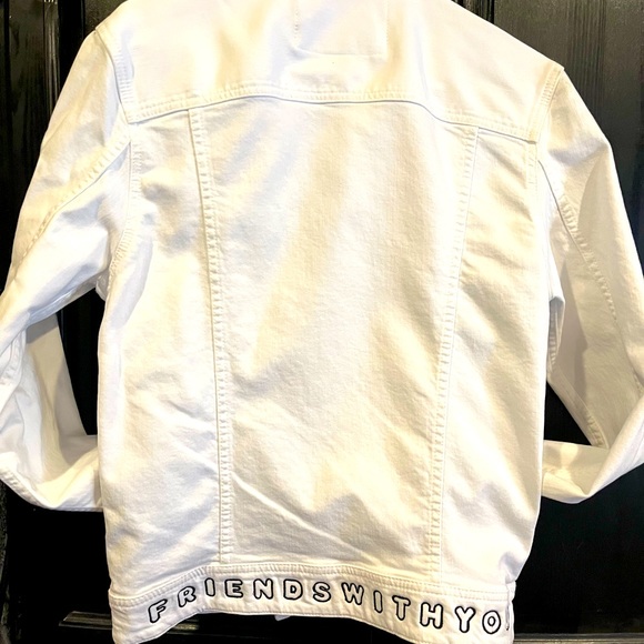 Guess white jean jacket. Special *Friends with you edition * size XS - Picture 3 of 4